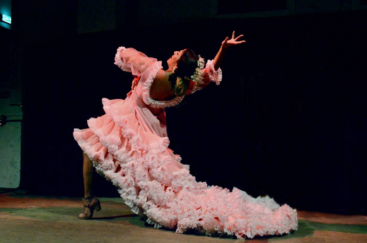 DANSEUSE FLAMENCO Elena-La More